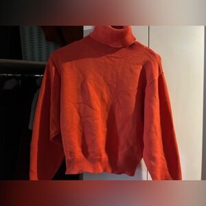 Zara cropped Orange Crew Neck Sweater